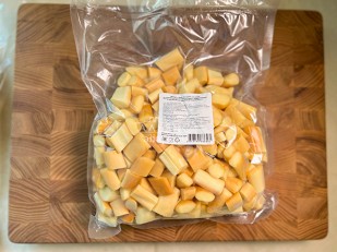 Жареный сыр: Сырный продукт ФЕРМЕРСКИЙ бочонок копченый