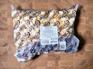 Сыр 1 кг ГОРНЫЙ СЫРОВАР (Балыковый паприка): Сыр ГОРНЫЙ СЫРОВАР (Бочонок с паприкой)